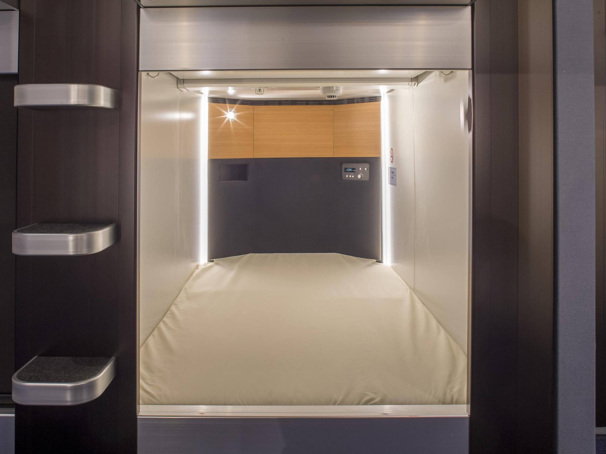 Shell Nell Namba By Wbf Hotel Osaka Exterior photo